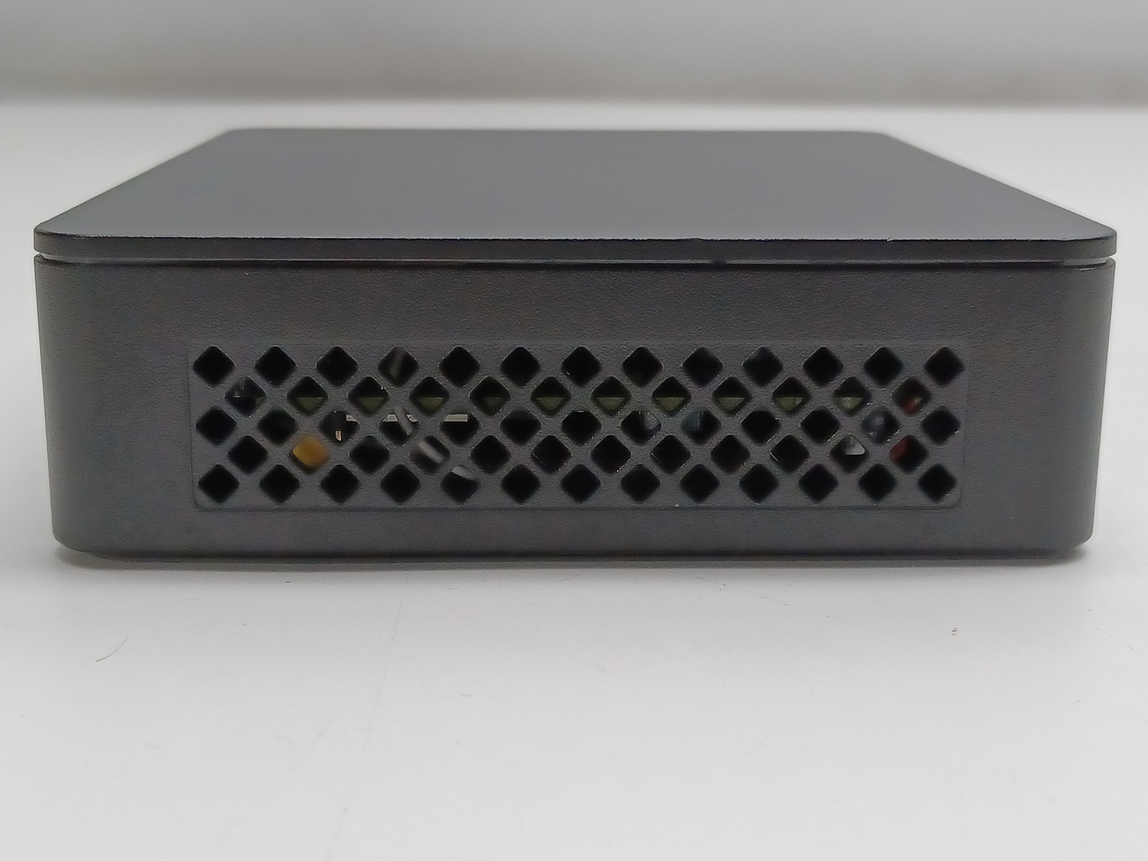 Intel NUC11ATKC4 Mini Desktop N5105 8GBRAM 256GB SSD Refurbished Very Good
